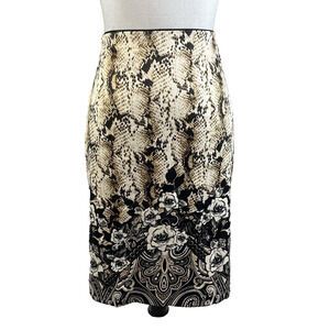 White House Black Market Skirt size 0 Black Tan Snake Skin Pencil Knee Career